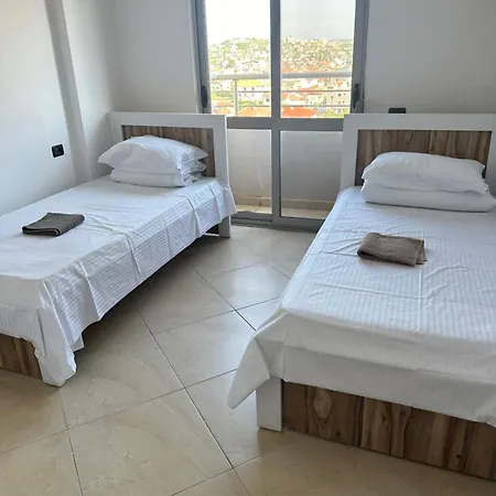 Durres Beach Home Проживание в семье