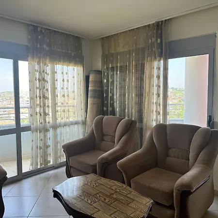 民宿 Durres Beach Home *